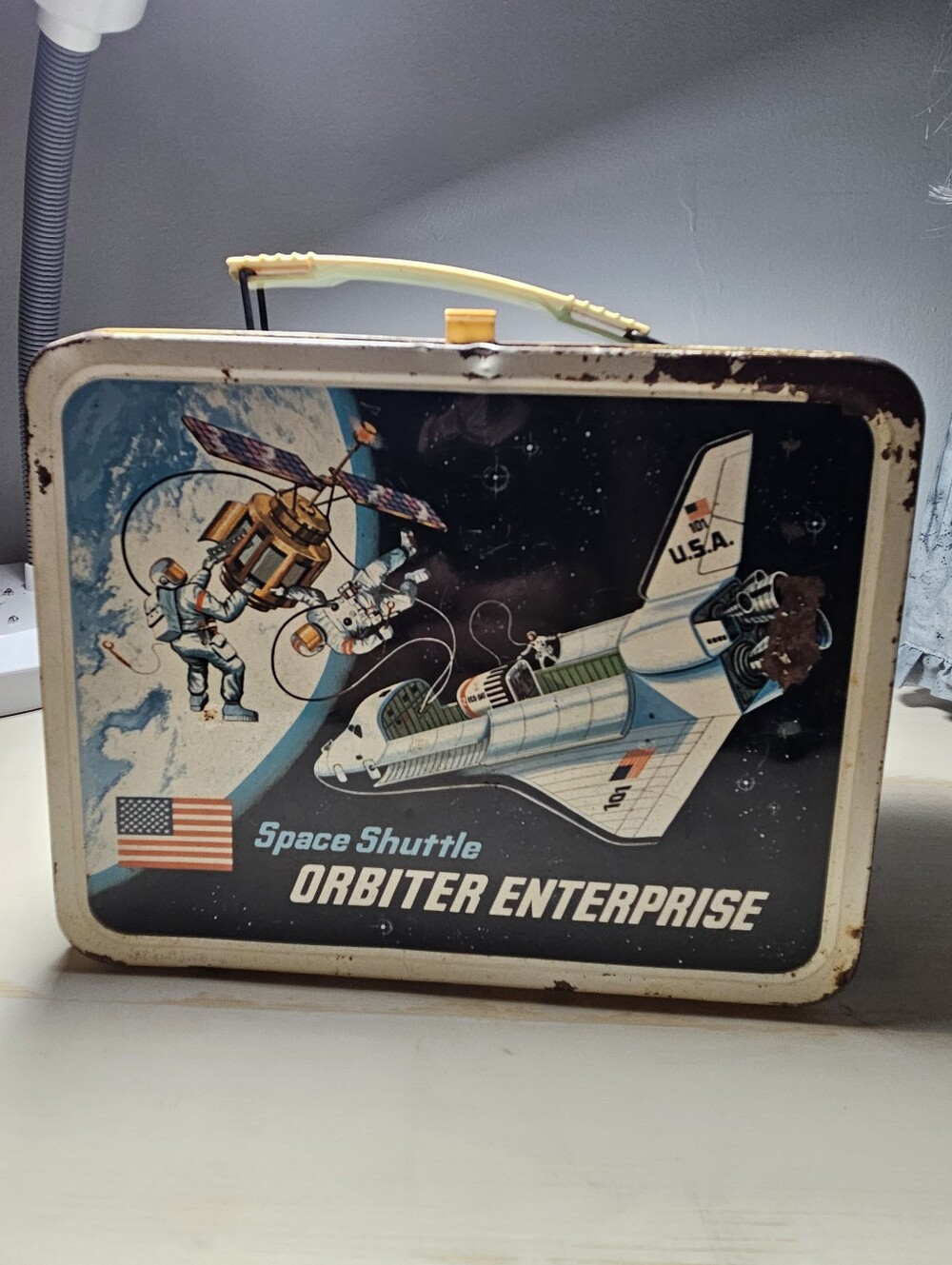 Vintage 1977 Space Shuttle Orbiter Enterprise Metal Lunchbox Thermos Co. NASA